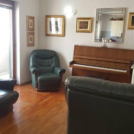 Apartment Sara Пировац Экстерьер фото